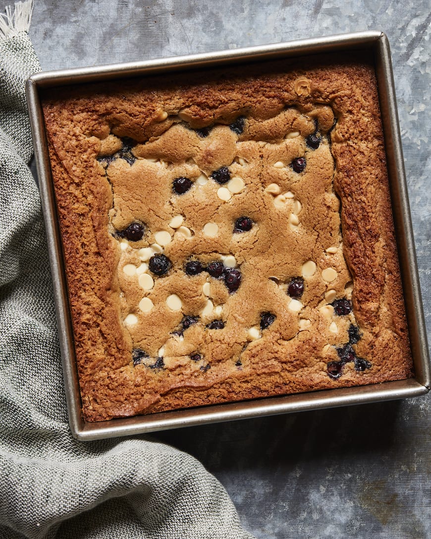 White Chocolate Chip Blueberry Blondie Brownies from www.whatsgabycooking.com (@whatsgabycookin)