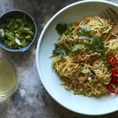 Sesame Ginger Noodles from www.whatsgabycooking.com (@whatsgabycookin)