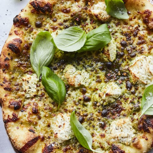Roasted Garlic Goat Cheese Pizza with Basil Vinaigrette from www.whatsgabycooking.com (@whatsgabycookin)