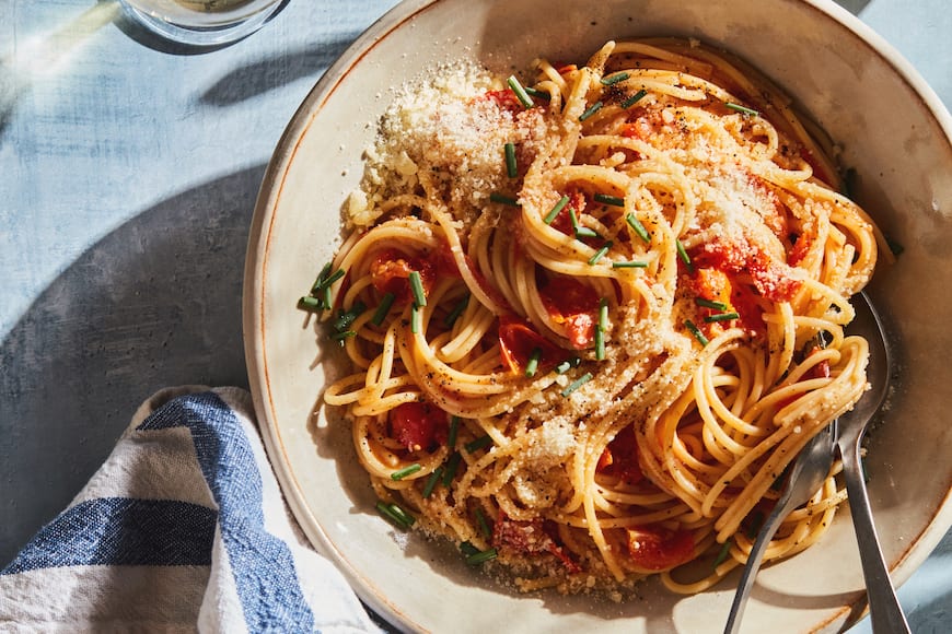 Tomato Confit Cacio e Pepe - What's Gaby Cooking