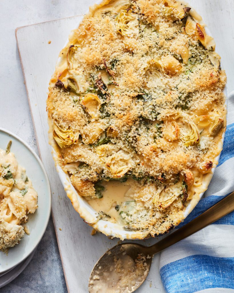 Spinach Artichoke Mac and Cheese from www.whatsgabycooking.com (@whatsgabycookin)
