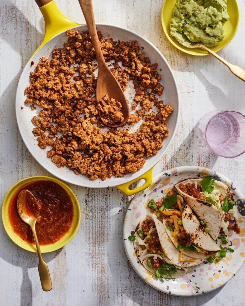 Ground Chicken Tacos from www.whatsgabycooking.com (@whatsgabycookin) / Easy Back to School Dinner Ideas
