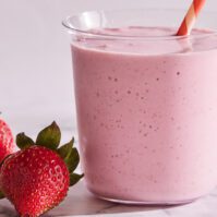 Poppy's Pink Smoothie from www.whatsgabycooking.com (@whatsgabycookin)