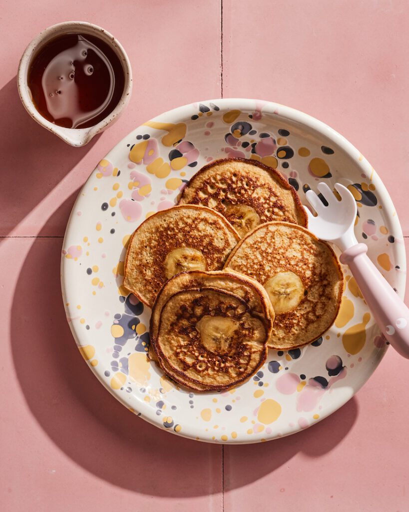 Banana Pancakes from www.whatsgabycooking.com (@whatsgabycookin) / Best Breakfast Ideas for Back to School
