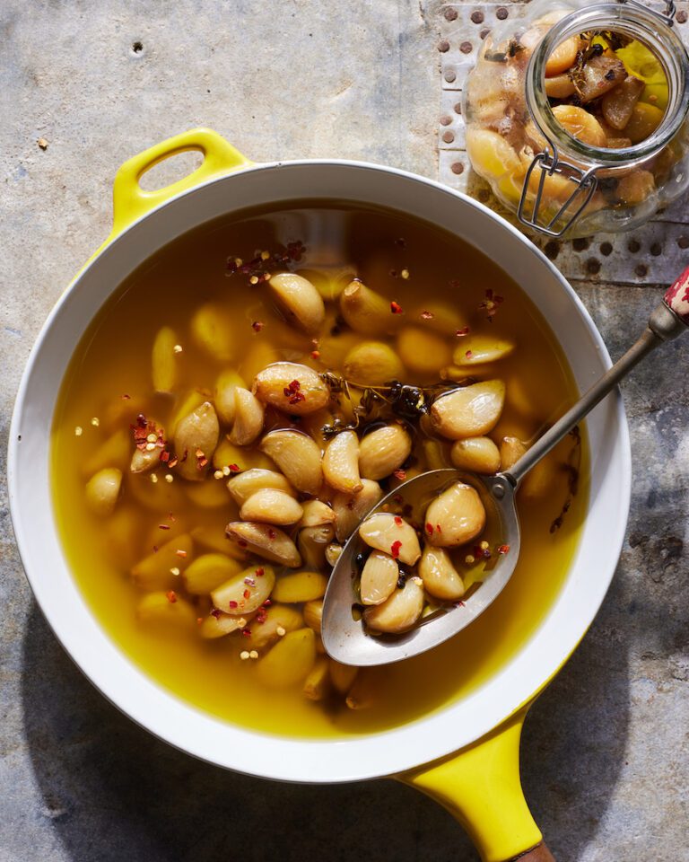 How to Make Garlic Confit What's Gaby Cooking