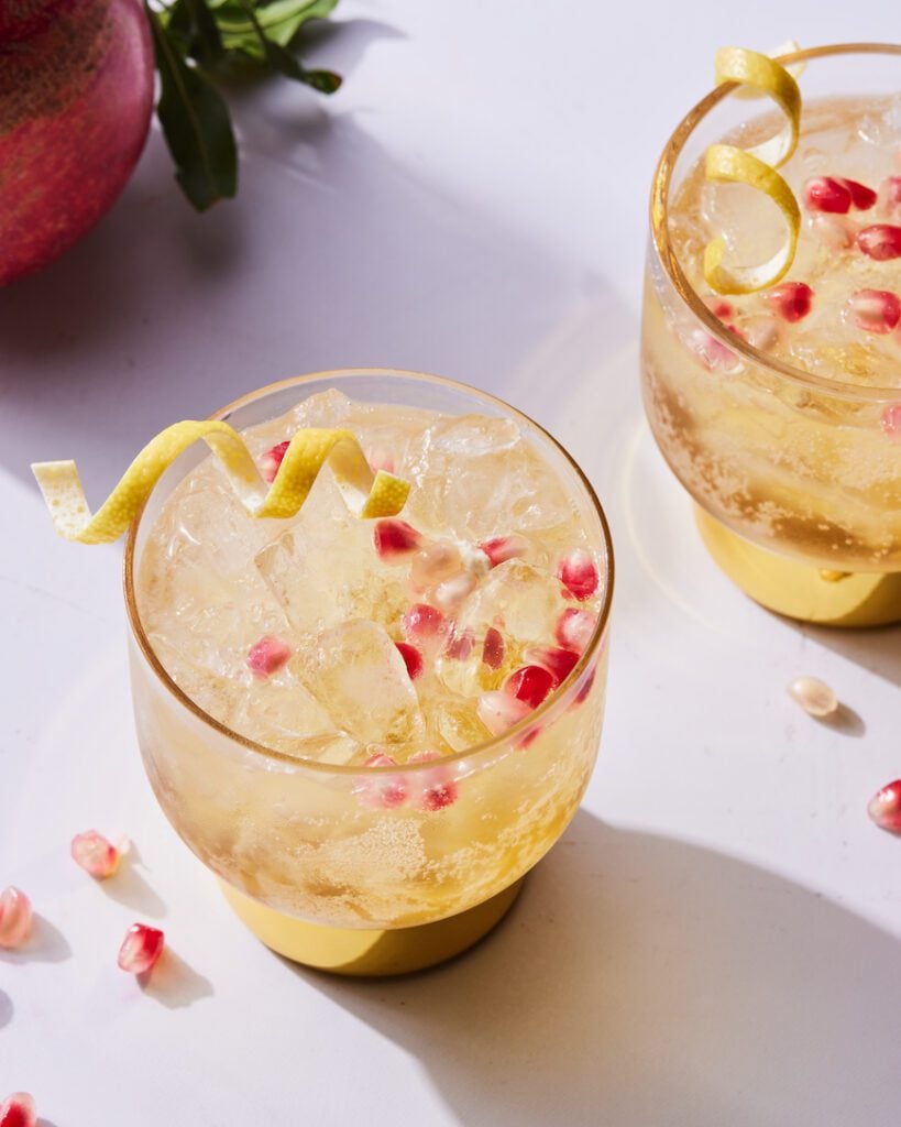 Sparkling Apple Cider Mocktail from www.whatsgabycooking.com (@whatsgabycookin)