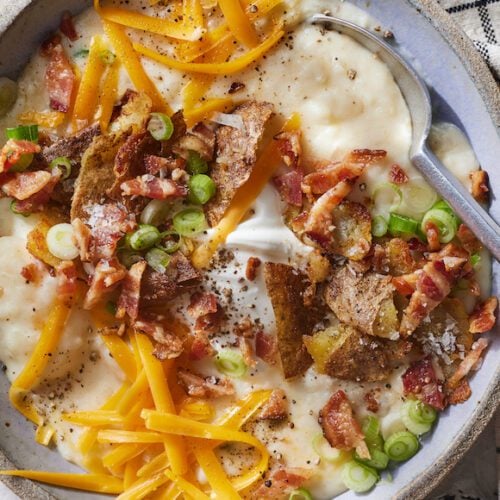 Fully Loaded Baked Potato Soup from www.whatsgabycooking.com (@whatsgabycookin)