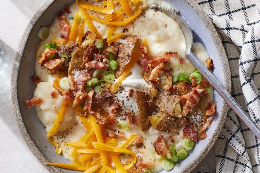 https://whatsgabycooking.com/wp-content/uploads/2022/11/WGC-__-Fully-Loaded-Baked-Potato-Soup-870x580-1.jpg