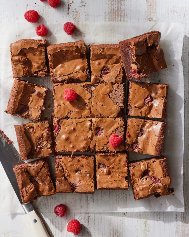 Perfectly Gooey Raspberry Brownies Mindblowing