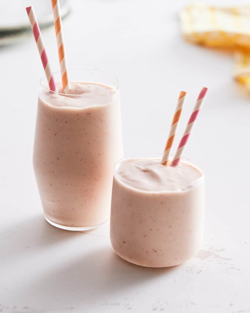 Pineapple Mango Tropical Smoothie from www.whatsgabycooking.com (@whatsgabycookin)
