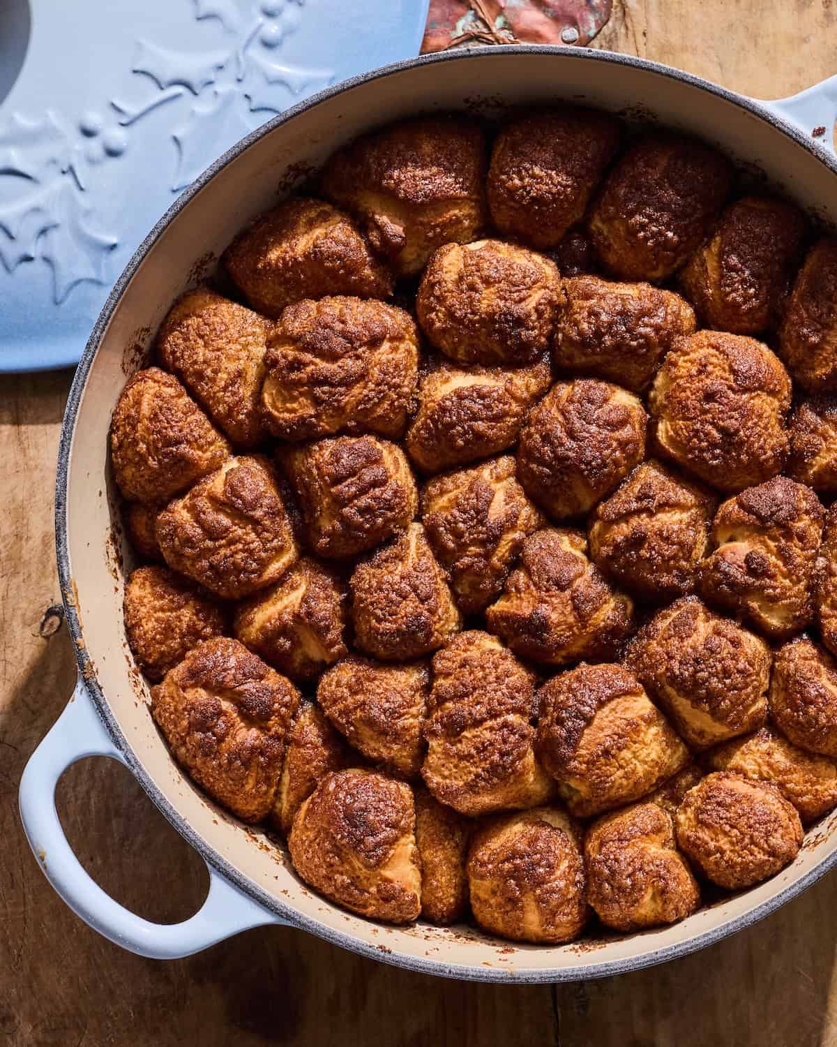 Delicious cinnamon roll monkey bread.