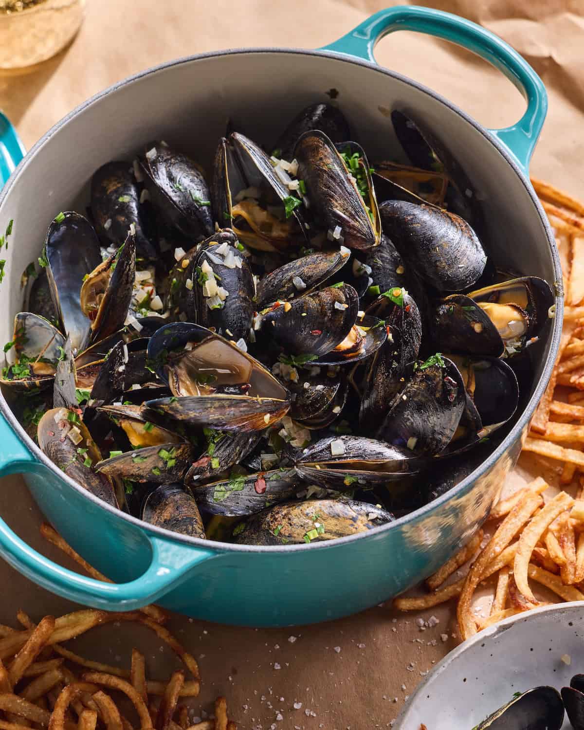 Steamed Mussels with White Wine