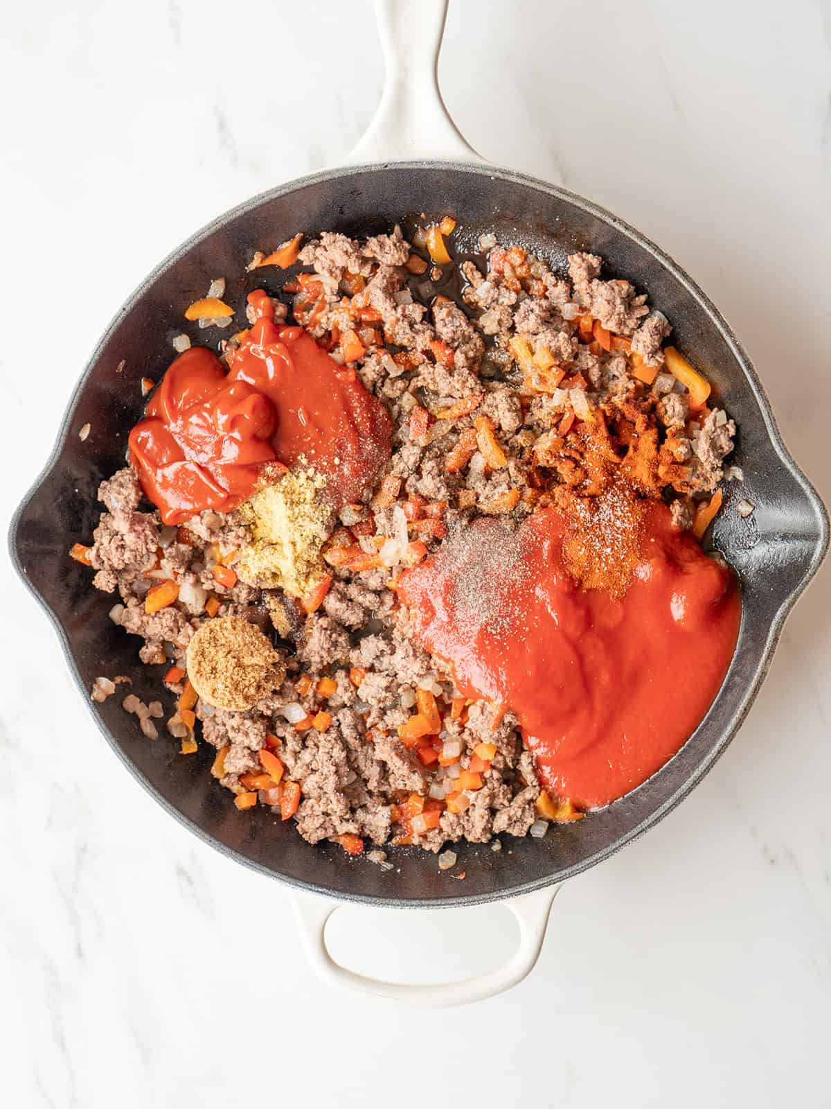 Ground beef with sauce and spices