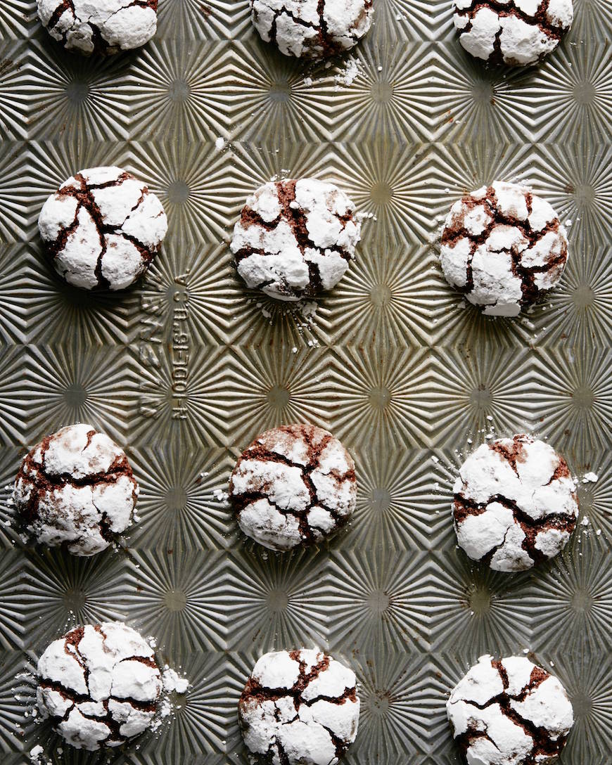 Chocolate Crinkle Cookies from www.whatsgabycooking.com (@whatsgabycookin)