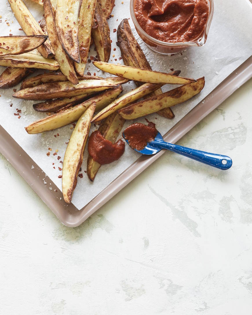 Smoky Wedge Fries with Ketchup