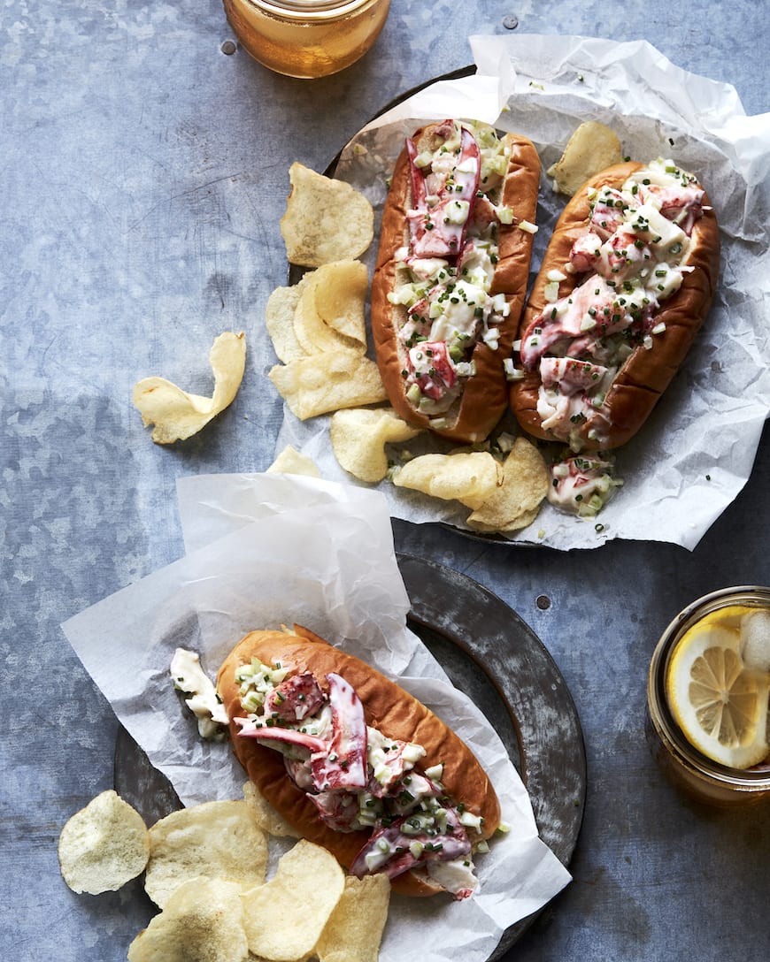 The Ultimate Loaded Lobster Rolls from www.whatsgabycooking.com (@Whatsgabycookin)