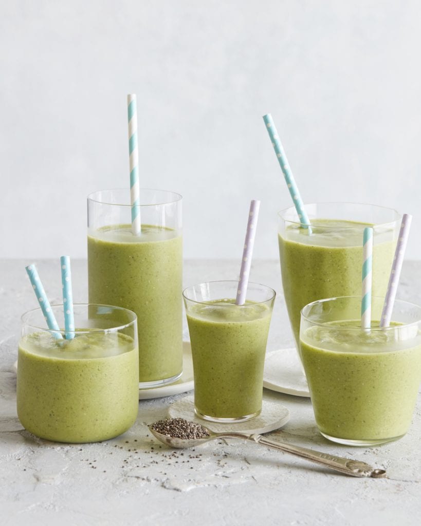 Banana, Chia and Spinach Smoothie from www.whatsgabycooking.com (@whatsgabycookin)