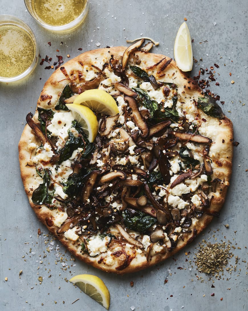 Garlic Mushroom & Spinach Pizza