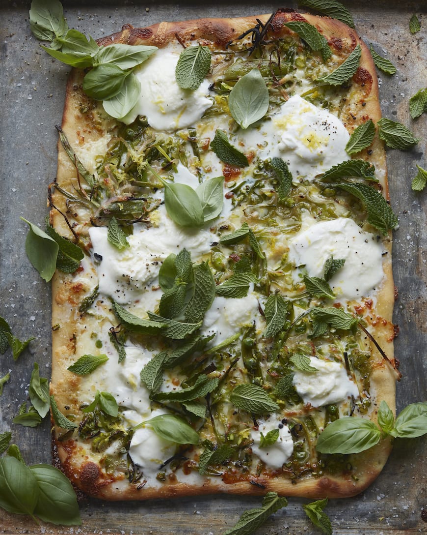 Green Pizza from www.whatsgabycooking.com (@whatsgabycookin)
