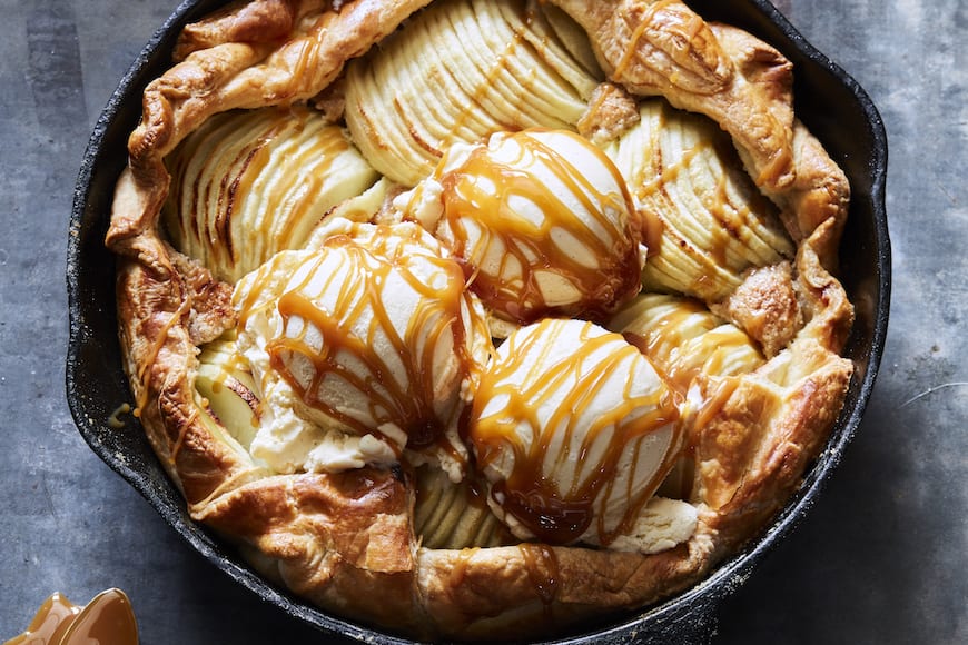 Puff Pastry Apple Galette from www.whatsgabycooking.com (@whatsgabycookin)